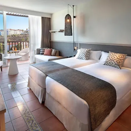 富埃特文图公主酒店 4*